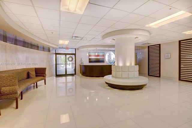 1621 Collins Ave 706, Miami Beach, FL 33139