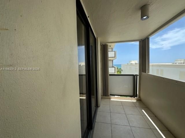 1621 Collins Ave 706, Miami Beach, FL 33139