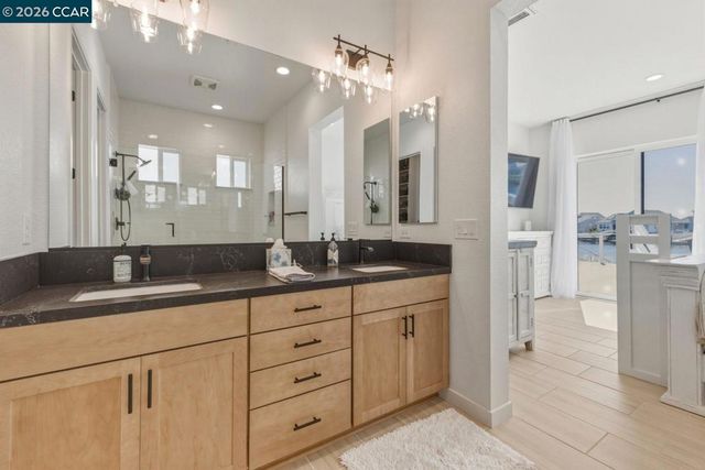 673 Point Pl, Bethel Island, CA 94511
