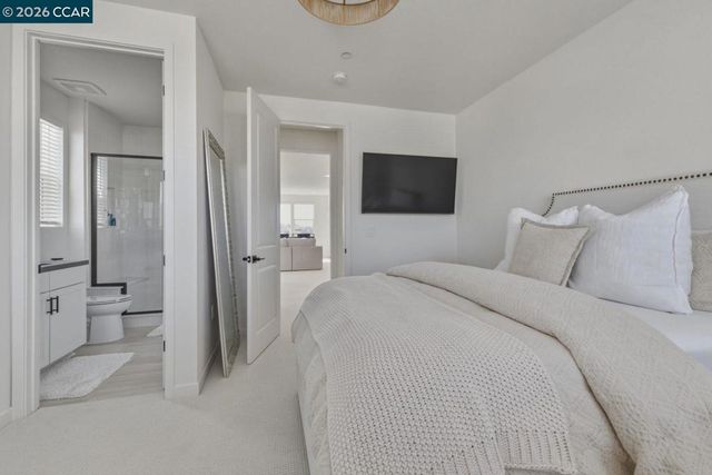 673 Point Pl, Bethel Island, CA 94511
