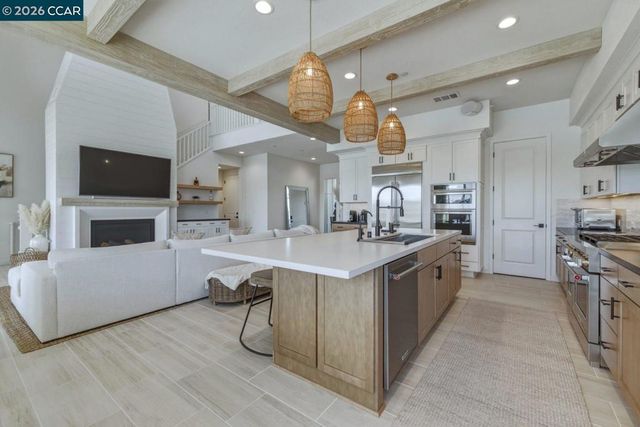 673 Point Pl, Bethel Island, CA 94511