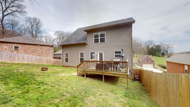 213 Indian Summer Ct, Nashville, TN 37207