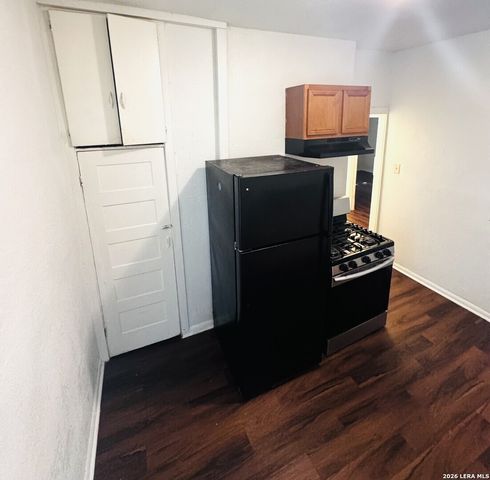 143 Halliday Ave Apt 2, San Antonio, TX 78210