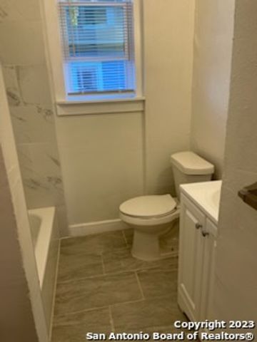143 Halliday Ave Apt 2, San Antonio, TX 78210