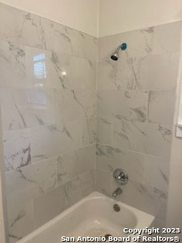 143 Halliday Ave Apt 2, San Antonio, TX 78210