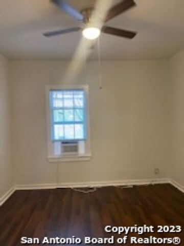 143 Halliday Ave Apt 2, San Antonio, TX 78210