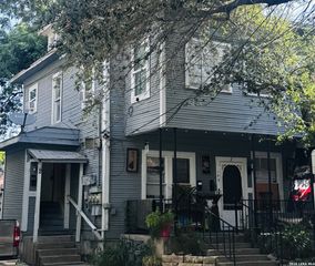 143 Halliday Ave Apt 2, San Antonio, TX 78210