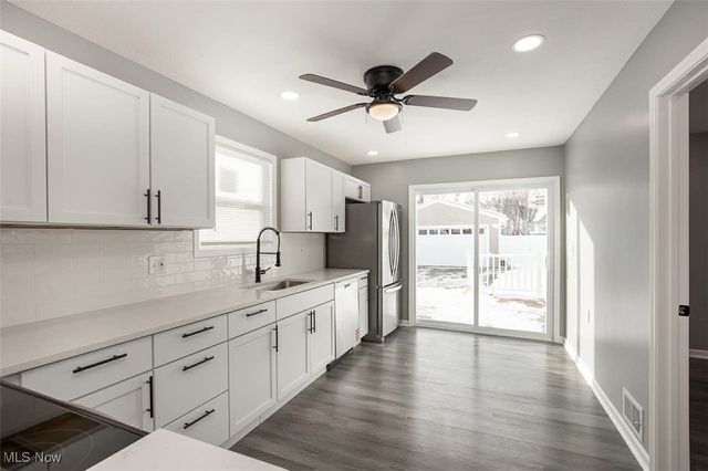 3340 W 61st Street, Cleveland, OH 44102