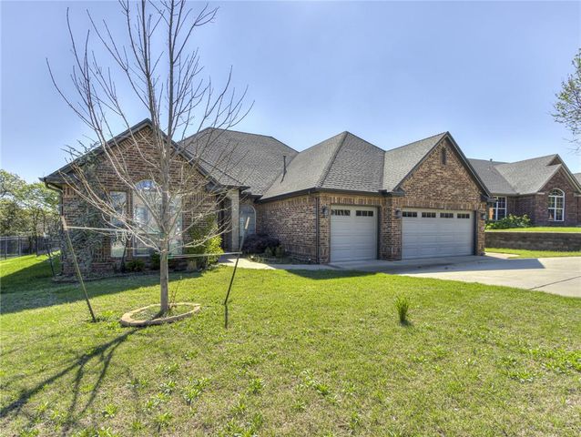 402 Windsor Road, Midwest City, OK 73130