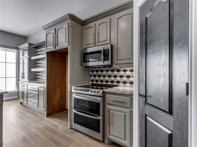 402 Windsor Road, Midwest City, OK 73130