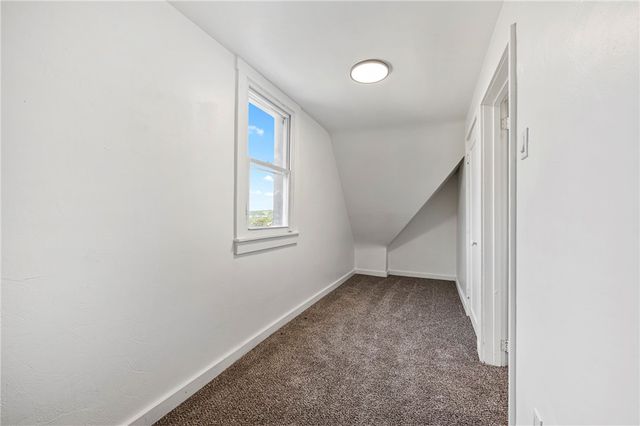 2219 Manor Ave, Swissvale, PA 15218