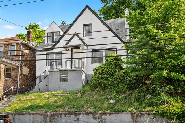 2219 Manor Ave, Swissvale, PA 15218