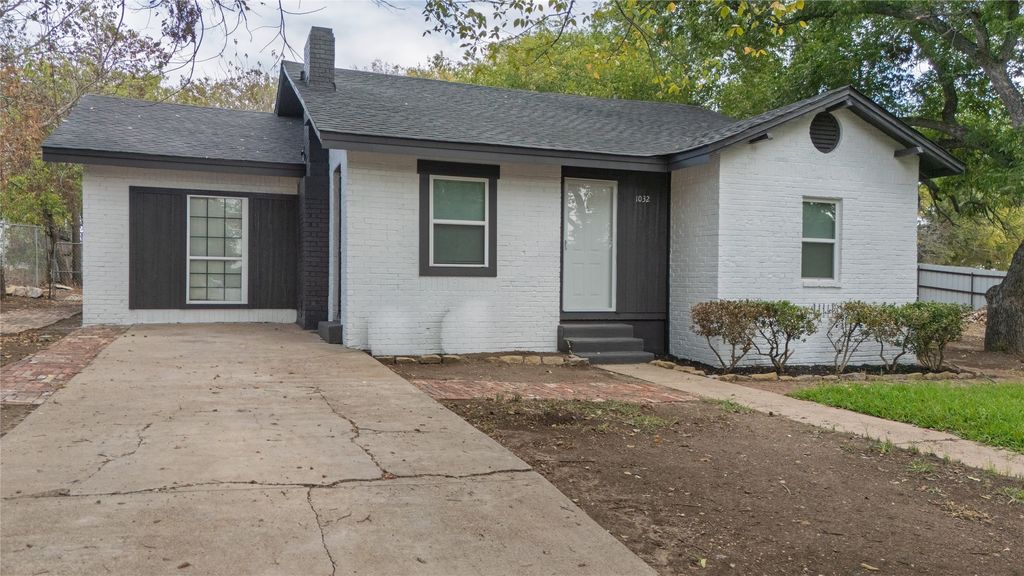 1032 W Oak Street, Weatherford, TX 76086 — photo 2