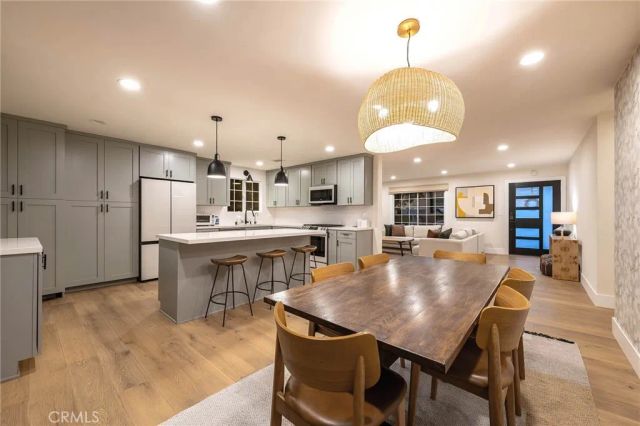 7112 Darnoch, West Hills, CA 91307