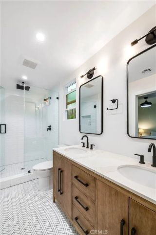 7112 Darnoch, West Hills, CA 91307