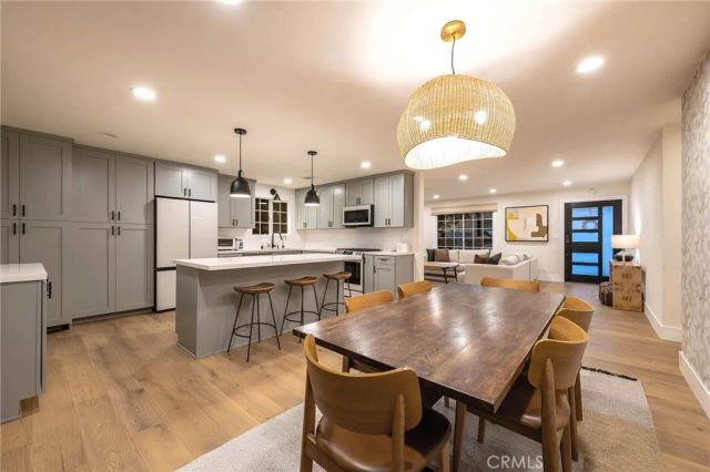 7112 Darnoch, West Hills, CA 91307