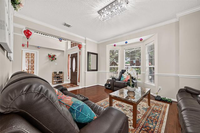 12318 Shadow Green Drive, Houston, TX 77082