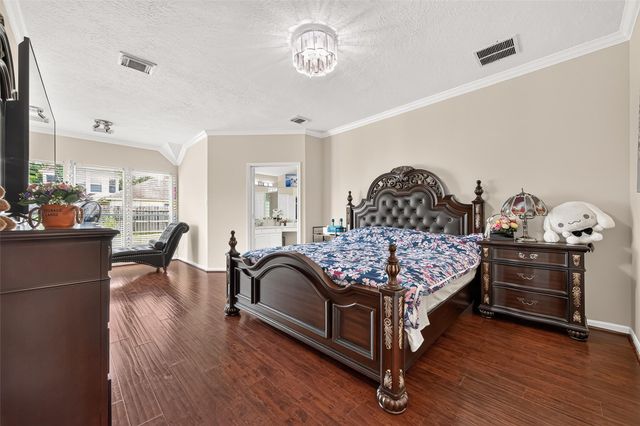 12318 Shadow Green Drive, Houston, TX 77082