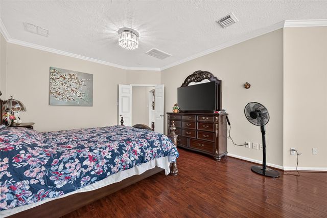 12318 Shadow Green Drive, Houston, TX 77082