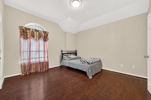 12318 Shadow Green Drive, Houston, TX 77082
