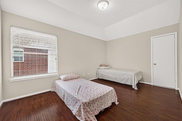 12318 Shadow Green Drive, Houston, TX 77082