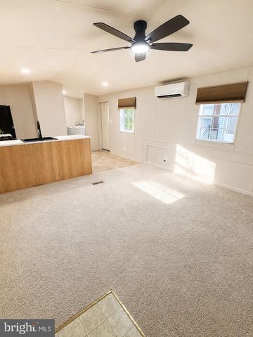 126 MOCKINGBIRD LN, Mantua, NJ 08051