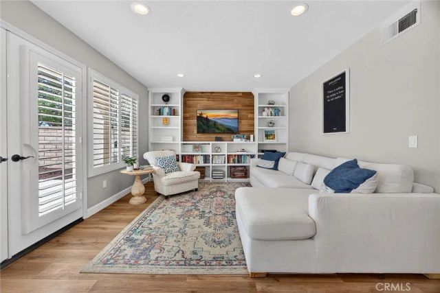 1055 S Highridge Court, Anaheim Hills, CA 92808