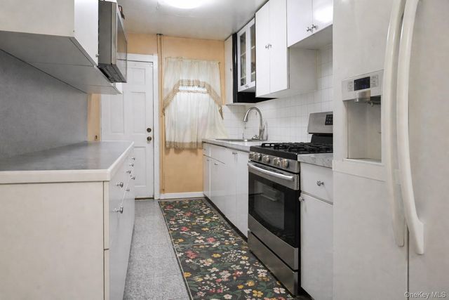 350 Grant Avenue, Brooklyn, NY 11208