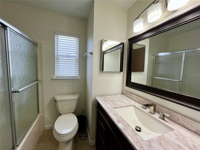 7618 COLONIAL COURT, Tampa, FL 33615