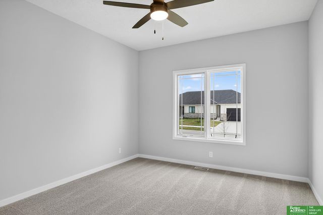 20944 Ellison Avenue, Elkhorn, NE 68022