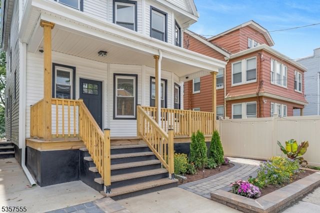 32 Palm St, Newark City, NJ 07106