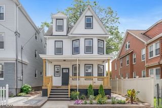 32 Palm St, Newark City, NJ 07106