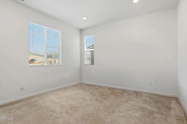 2072 Harvest Loop, Santa Paula, CA 93060