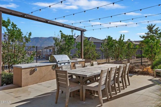 2072 Harvest Loop, Santa Paula, CA 93060