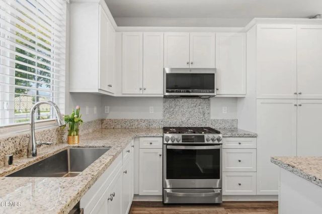 2072 Harvest Loop, Santa Paula, CA 93060