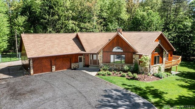 6345 West Tillen Road, Boston, NY 14025