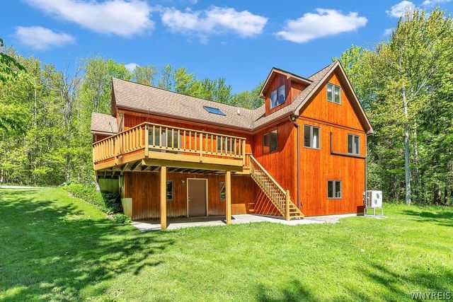 6345 West Tillen Road, Boston, NY 14025