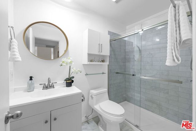 532 N Rossmore Avenue 203, Los Angeles, CA 90004