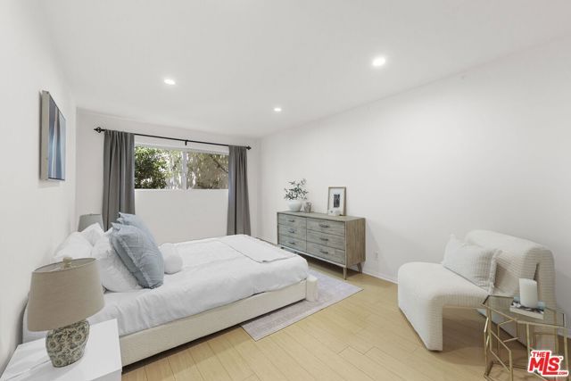 532 N Rossmore Avenue 203, Los Angeles, CA 90004