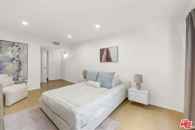 532 N Rossmore Avenue 203, Los Angeles, CA 90004