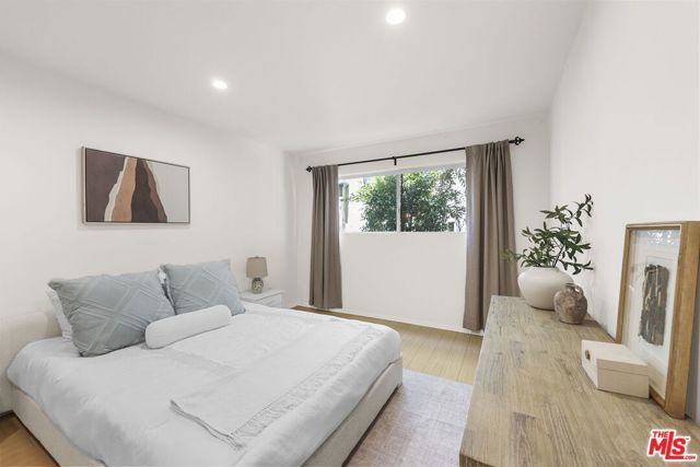 532 N Rossmore Avenue 203, Los Angeles, CA 90004
