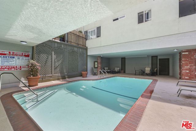 532 N Rossmore Avenue 203, Los Angeles, CA 90004