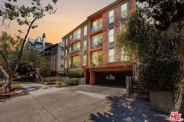 532 N Rossmore Avenue 203, Los Angeles, CA 90004