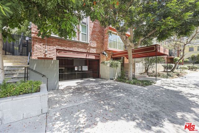 532 N Rossmore Avenue 203, Los Angeles, CA 90004