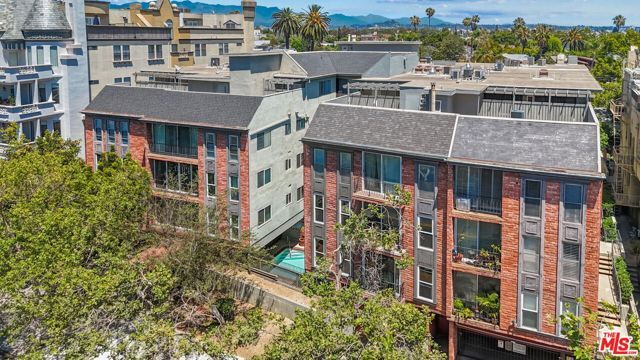 532 N Rossmore Avenue 203, Los Angeles, CA 90004