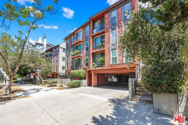 532 N Rossmore Avenue 203, Los Angeles, CA 90004