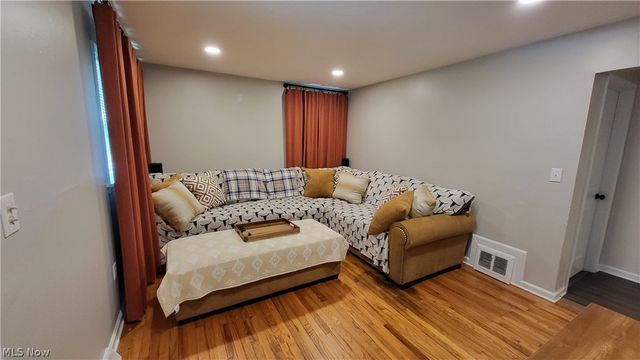 5110 Montauk Avenue, Parma, OH 44134