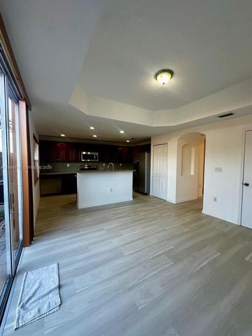 15205 SW 30th Ter 15205, Miami, FL 33185