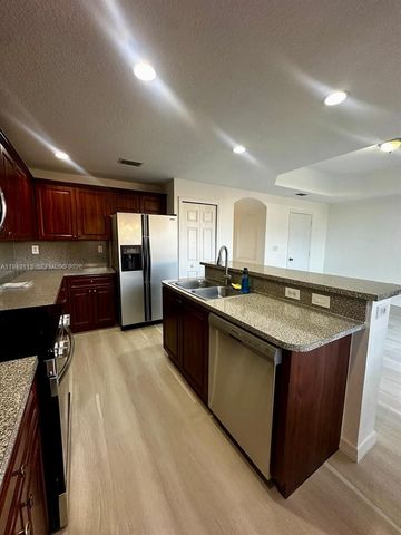 15205 SW 30th Ter 15205, Miami, FL 33185