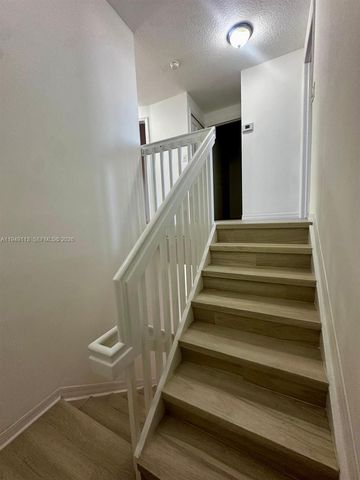 15205 SW 30th Ter 15205, Miami, FL 33185